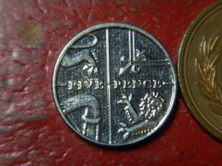 イギリス５ペンス硬貨