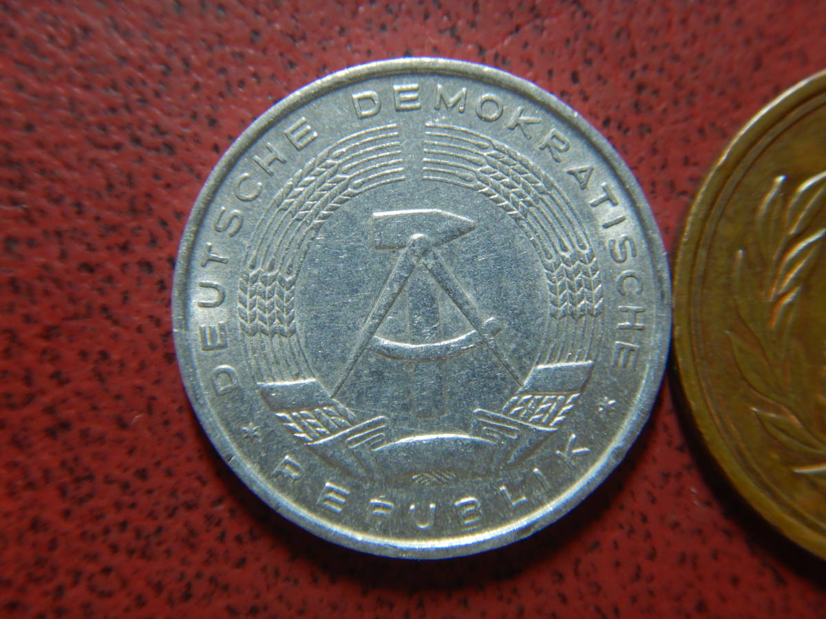 東ドイツ　コイン