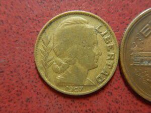 アルゼンチン　コイン