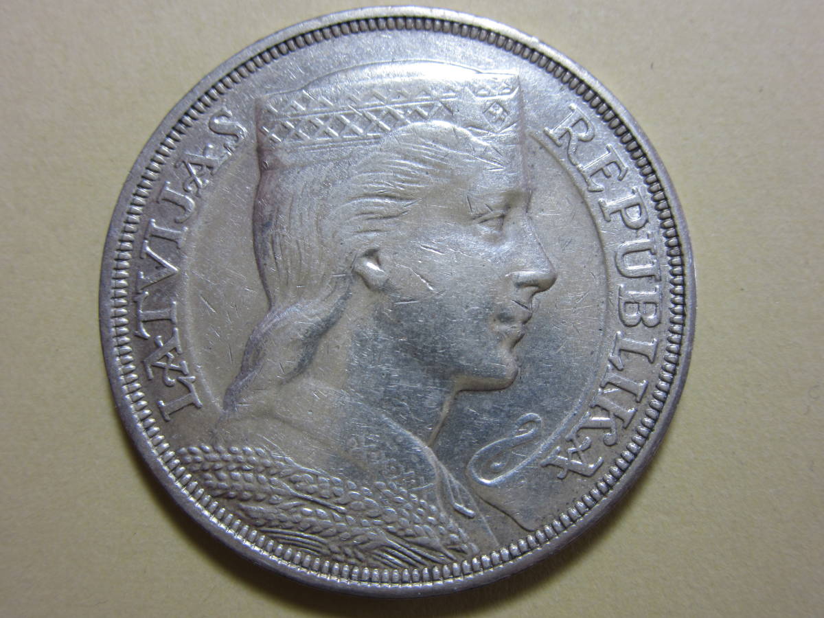 ラトビア　銀貨